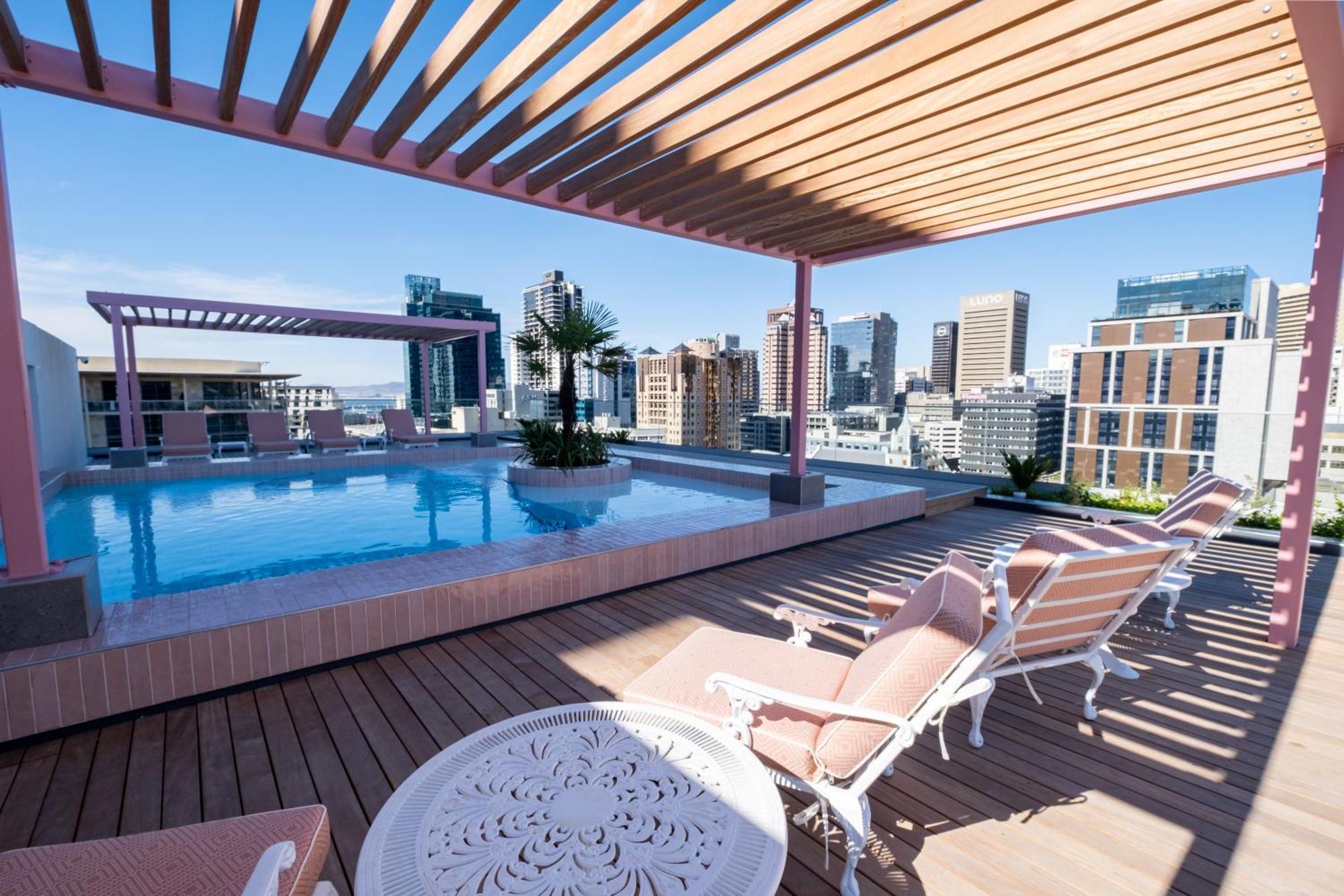 The Rose 105: Studio Apartment With Rooftop Pool Cape Town Exterior photo