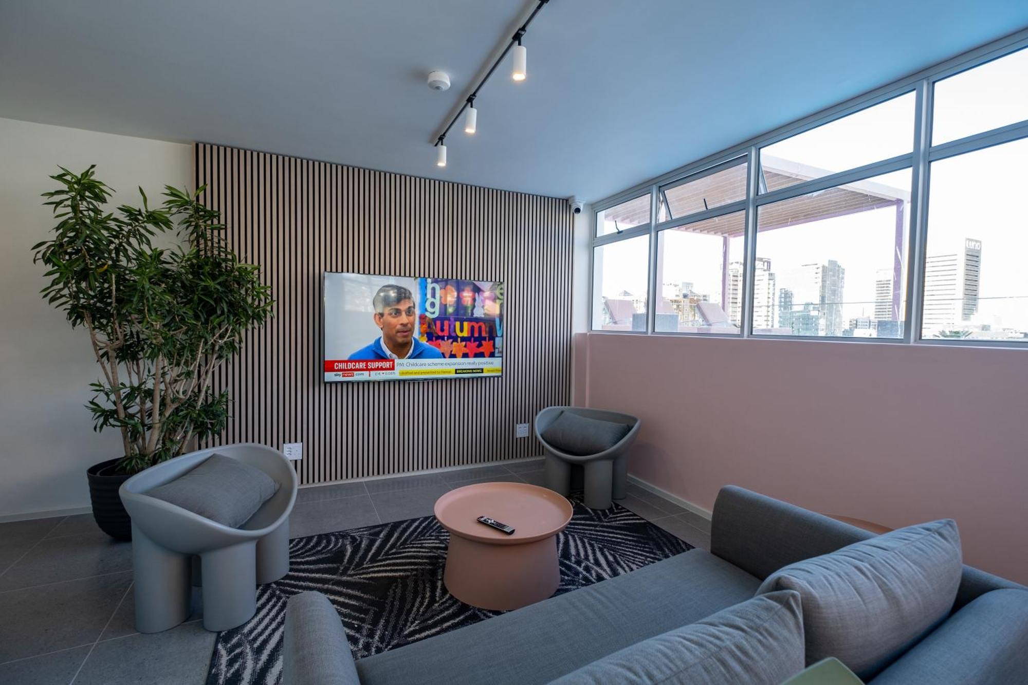 The Rose 105: Studio Apartment With Rooftop Pool Cape Town Exterior photo